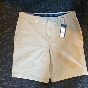 Vineyard vines on the go short